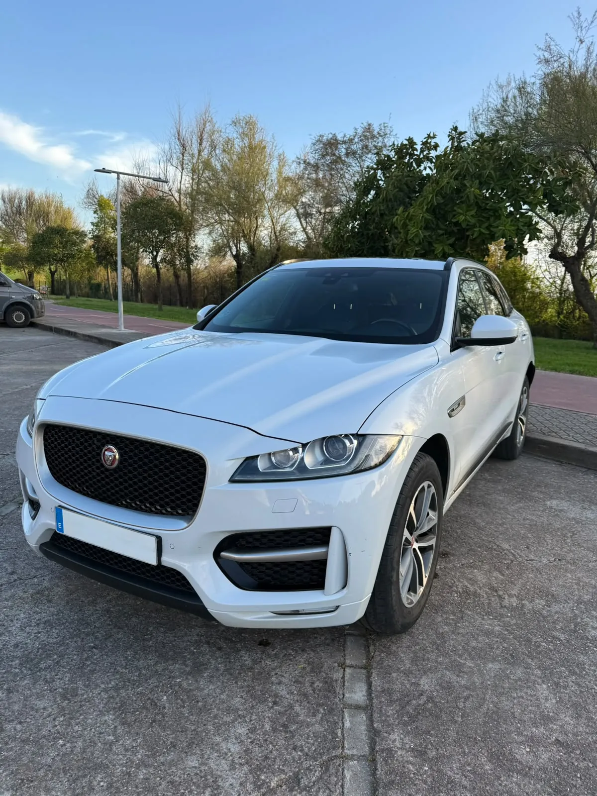 Jaguar F-PACE 2.0 i4D 120 kW (163 CV) RWD Prestige