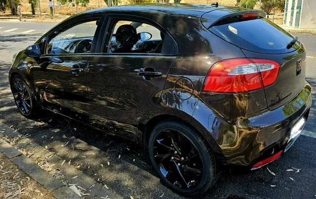 Kia Rio Kia Rio 1.4 CRDi WGT 90cv Concept - AUTOS BEYSANT