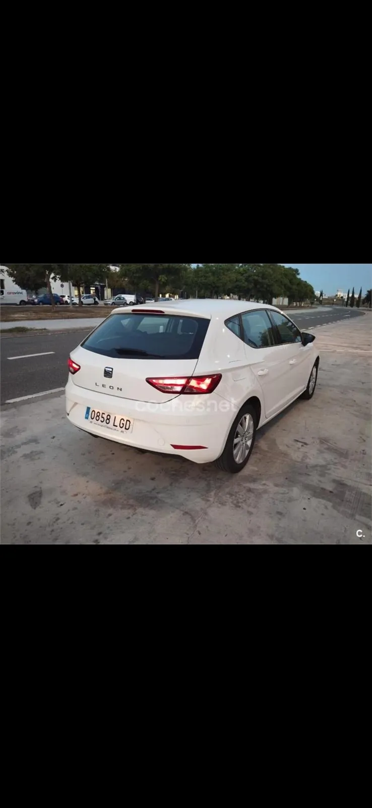 Seat Leon Seat Leon 1.6 TDI 85kW 115CV SS Style Visio Ed - AUTOS BEYSANT