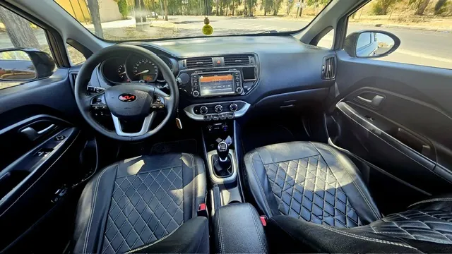 Kia Rio Kia Rio 1.4 CRDi WGT 90cv Concept - AUTOS BEYSANT