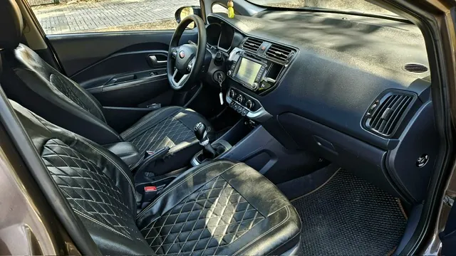 Kia Rio Kia Rio 1.4 CRDi WGT 90cv Concept - AUTOS BEYSANT